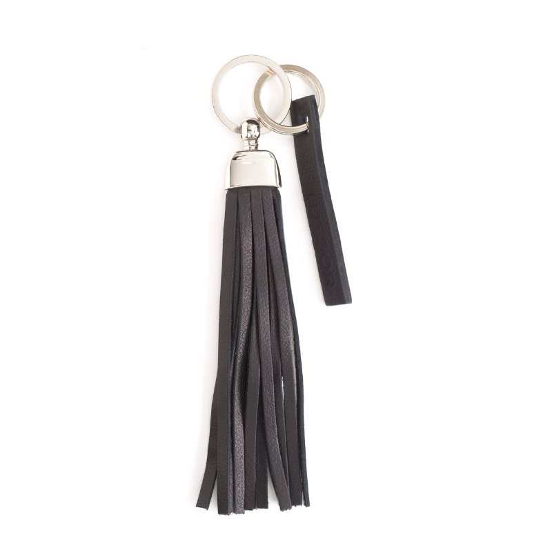 porte-clés pompon en cuir noir